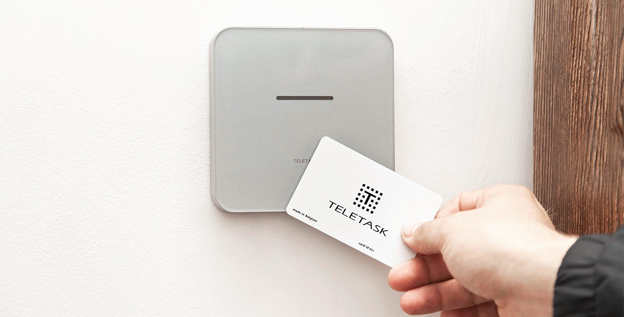 Proximity card & tag